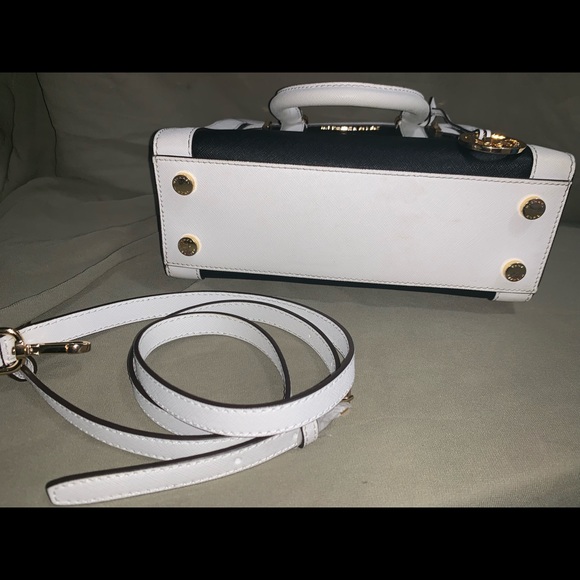 Michael Kors Purse - Picture 3 of 3